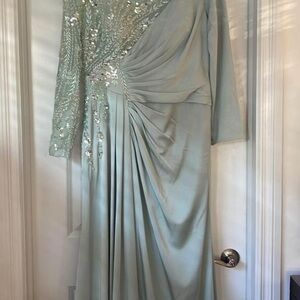 Terani Couture Elegant Light Sage Pistachio Green Quality Evening Dress